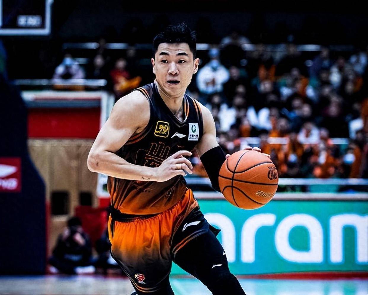 勒沃库森调整名单风云突变山东男篮国际比赛日再遭质疑，网友：今晚那不勒斯调整名单以备欧超杯的简单介绍